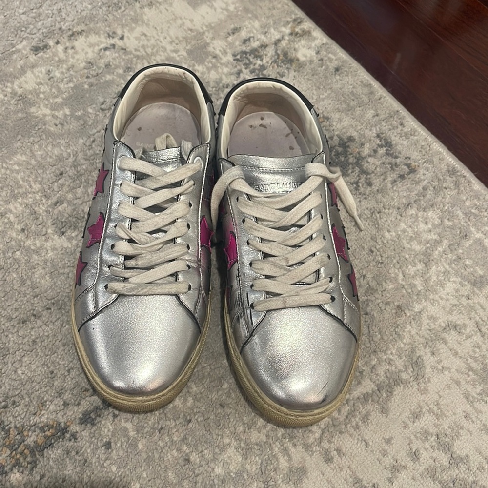 YSL shoes! Chic, dress up or down